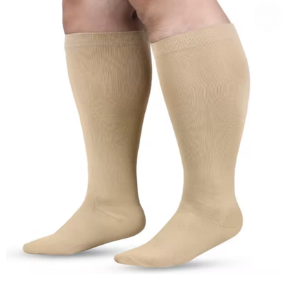 PlusFit - Kompressionsstrümpfe für breite & kräftige Waden - 20-30 mmHg